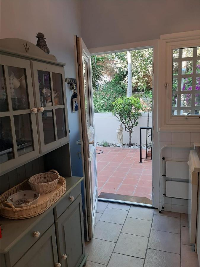Paphos Limnaria Deluxe Maisonette מראה חיצוני תמונה