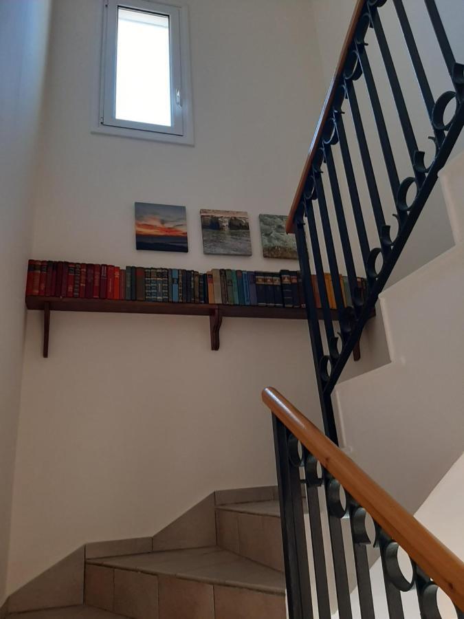 Paphos Limnaria Deluxe Maisonette מראה חיצוני תמונה