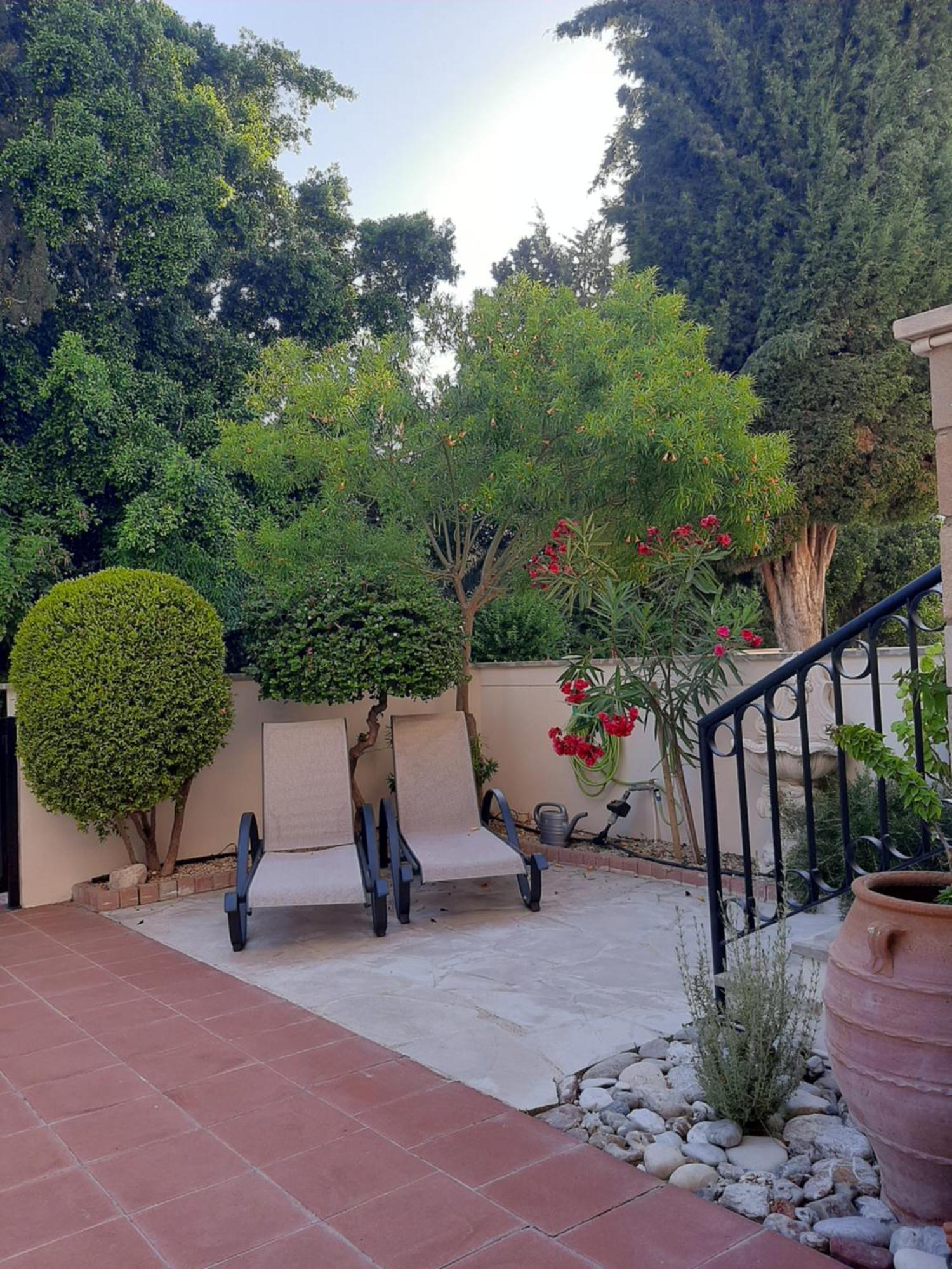 Paphos Limnaria Deluxe Maisonette מראה חיצוני תמונה